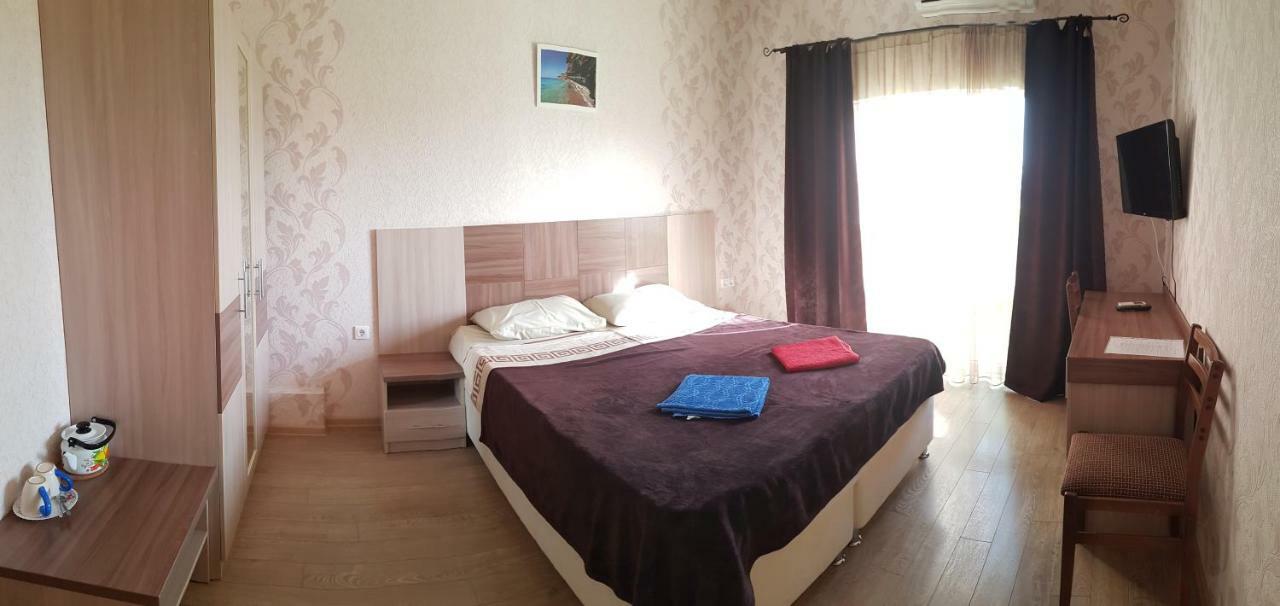 Krasnaya 21 Hotel Gelendzhik Luaran gambar